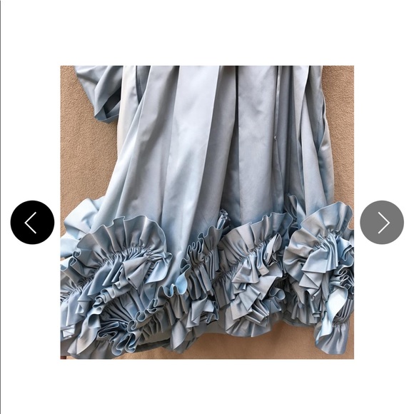 BCBGMAXAZRIA
Iridescent Blue Taffeta Ruffled Hem Strapless Formal Dress - Picture 6 of 9